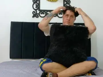 Chaturbate Adult Webcams of pinkqueen23