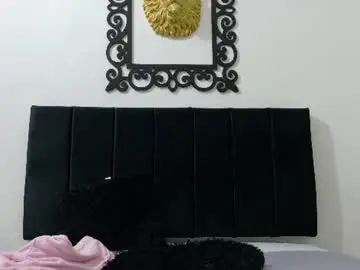 Chaturbate Best live sex cam show of pinkqueen23