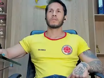 Chaturbate Live Porn of george_diesell_