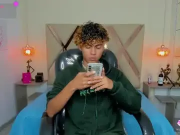Chaturbate Watch Live Sex Cams of anyelotwink
