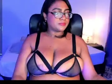 Chaturbate Live Sex Cam of ebony__queen2