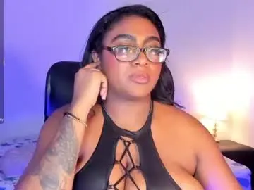 Chaturbate Free Live Porn of ebony__queen2