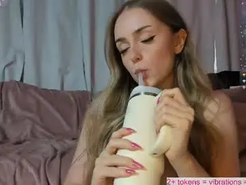 Chaturbate Best live sex cam show of laurenxcros