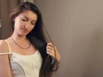 Chaturbate Free Live Porn of louveniahurry