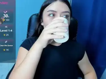 Chaturbate Live Sex Cam of paradise_doll_s
