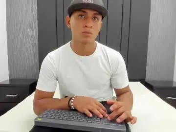 Chaturbate Sex Chat of archie_hill