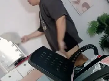 Chaturbate Live Porn of ure_fattytoy143