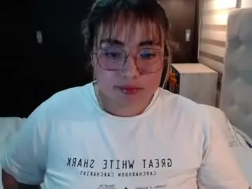 Chaturbate Private Sex Chat of yini_angel07