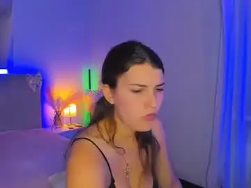 Chaturbate Live Sex Cam of laura__leee