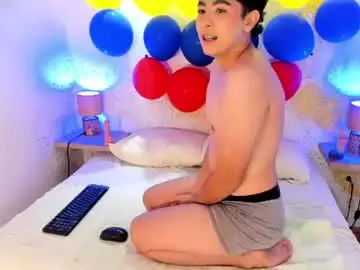 Chaturbate Nude Webcam of dominicjay_
