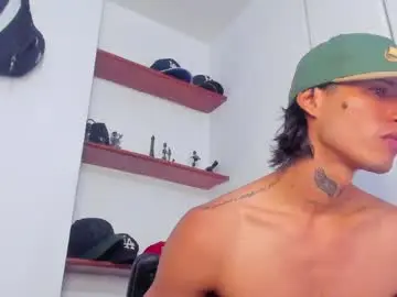 Chaturbate Live Sex Cam of jonryder_