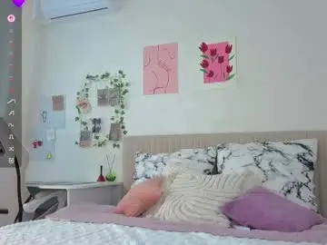Chaturbate Live Sex Cam of _alissaa_