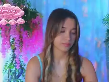 Chaturbate Free Porn Cam of aliviafarrell