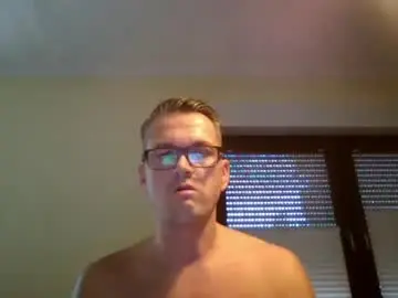 Chaturbate Live Sex Cam of piercingsxxx