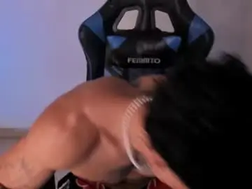 Chaturbate Free Porn Cam of thomas_fit1