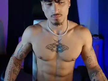 Chaturbate Live Sex Cam of thomas_fit1
