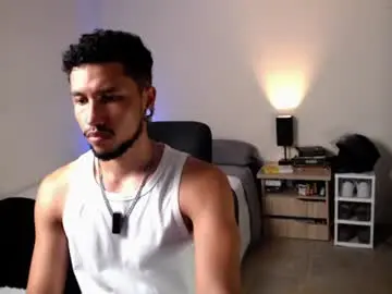 Chaturbate Live Sex Cam of yeff_stone