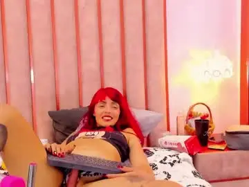 Chaturbate Live Porn of lucie_red
