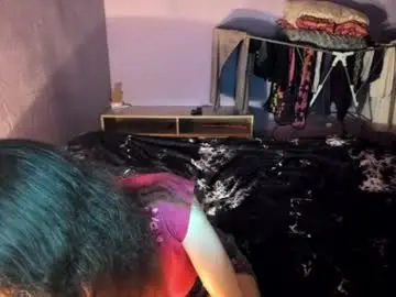 Chaturbate Live Sex Cam of elizabethrice
