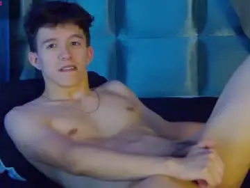 Chaturbate Sex Cam of trisstan_kane