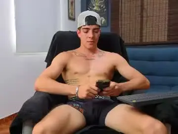 Chaturbate Private Sex Chat of ethangreey1