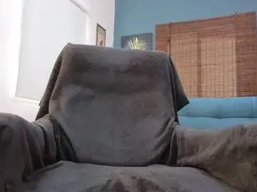 Chaturbate Live Sex Cam of ethangreey1