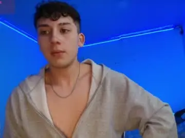 Chaturbate Adult Webcams of oliver_kyy