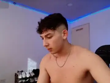 Chaturbate Nude Webcam of oliver_kyy