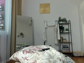 Chaturbate Live Sex Cam of glossybabe_