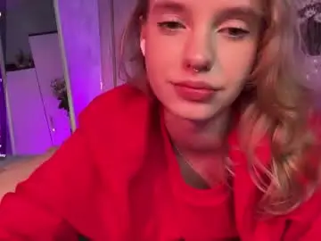 Chaturbate Live Sex Cam of itsevedarkside_