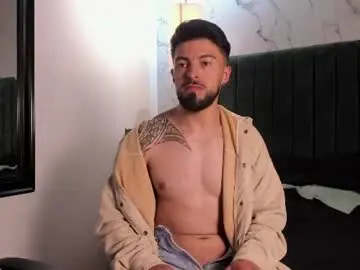 Chaturbate Live Sex Cam of liam_ashford