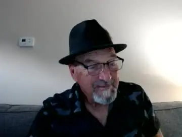 Chaturbate Live Sex Cam of pipewizard
