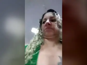 Chaturbate Best live sex cam show of laylabrasil