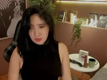 Chaturbate Free Porn Cam of skyylee_