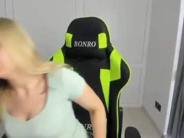 Chaturbate Free Porn Cam of julia_sunshinee