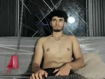 Chaturbate Sex Cam of lucasthomson_