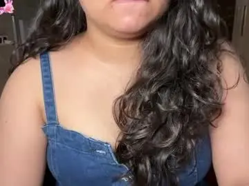 Chaturbate Live Sex Cam of lubna_07