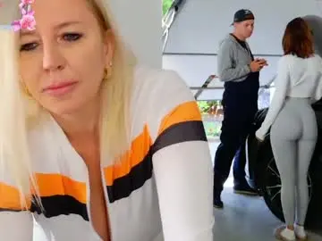 Chaturbate Free Live Porn of tunderose