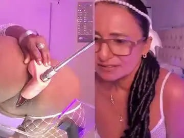 Chaturbate Adult Video Chat of victorianoir_