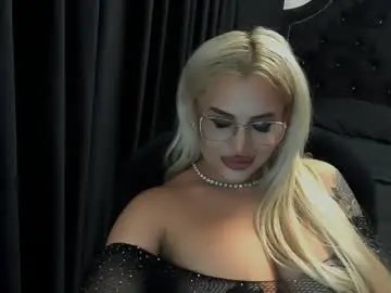 Chaturbate Adult Webcams of lovelyblondyxxx