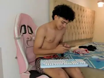 Chaturbate Best live sex cam show of boy_king28