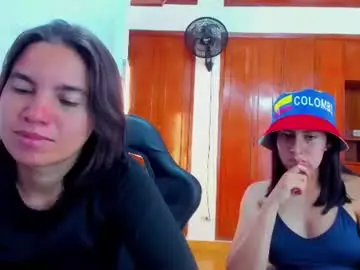 Chaturbate Best live sex cam show of emily_and_soffy