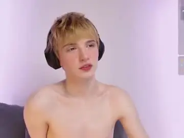 Chaturbate Watch Live Sex Cams of kessy_white