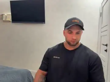 Chaturbate Private Sex Chat of michaelbradley_for_u