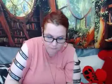 Chaturbate Watch Live Sex Cams of dyannelovee