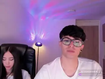 Chaturbate Best live sex cam show of mikeyvioleta