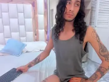 Chaturbate Free Live Porn of goldentemptation_
