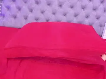 Chaturbate Live Sex Cam of sofia_girl_