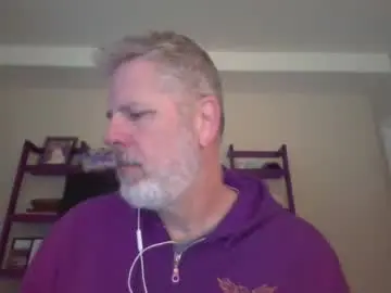 Chaturbate Live Sex Cam of kev_cumz