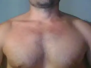 Chaturbate Free Live Porn of newtyguy90